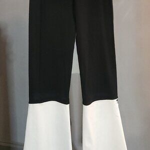 Lululemon Athletica RARE Women's Two-Tone Flare Bottom Zip Pocket Legging 8 Tall